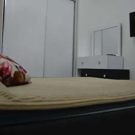 J&j's Cozy Apartment